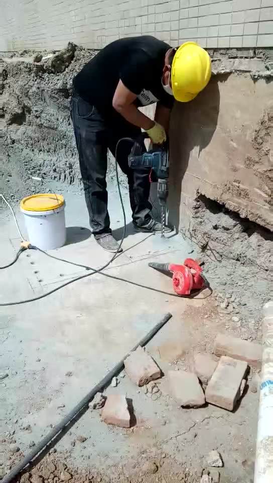 三亚新旧混凝土植筋连接加固